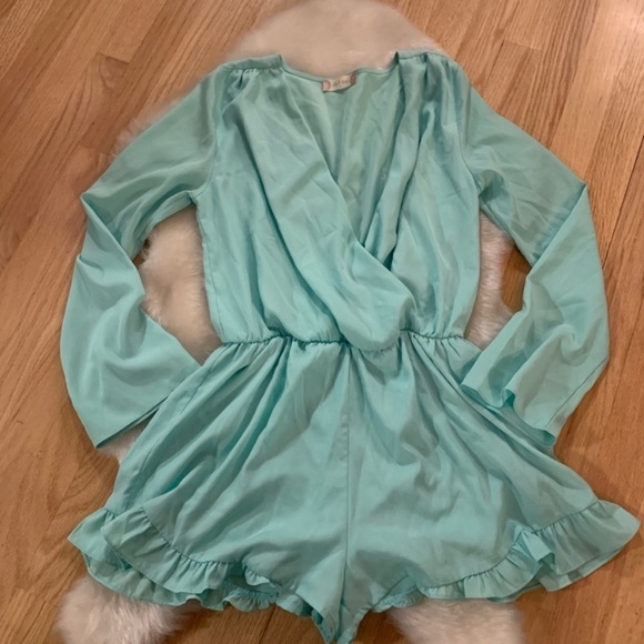 Like New! Altar’d State Tiffany Blue‎ Romper, Small - Picture 1 of 5